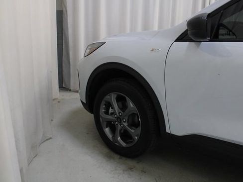 Used 2025 Ford Escape ST-Line w/ Tech Pack #1 AWD/4WD image 29