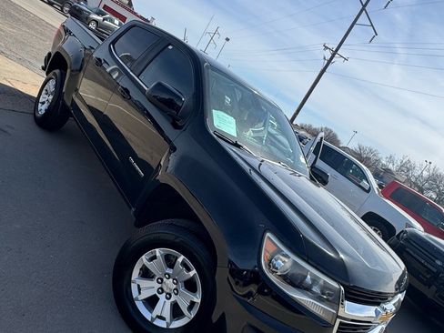 Used 2020 Chevrolet Colorado LT image 3