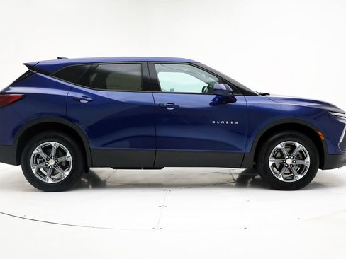 Used 2023 Chevrolet Blazer LT w/ LPO, Cargo Package AWD/4WD image 3