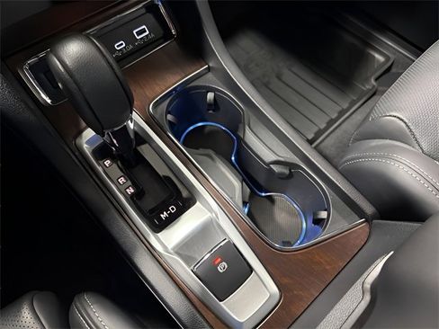 Used 2024 Subaru Ascent Touring image 24