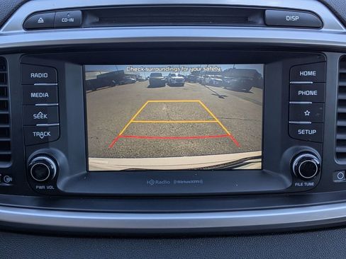 Used 2019 Kia Sorento EX image 30