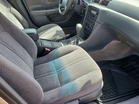 Used 2000 Toyota Camry LE image 34