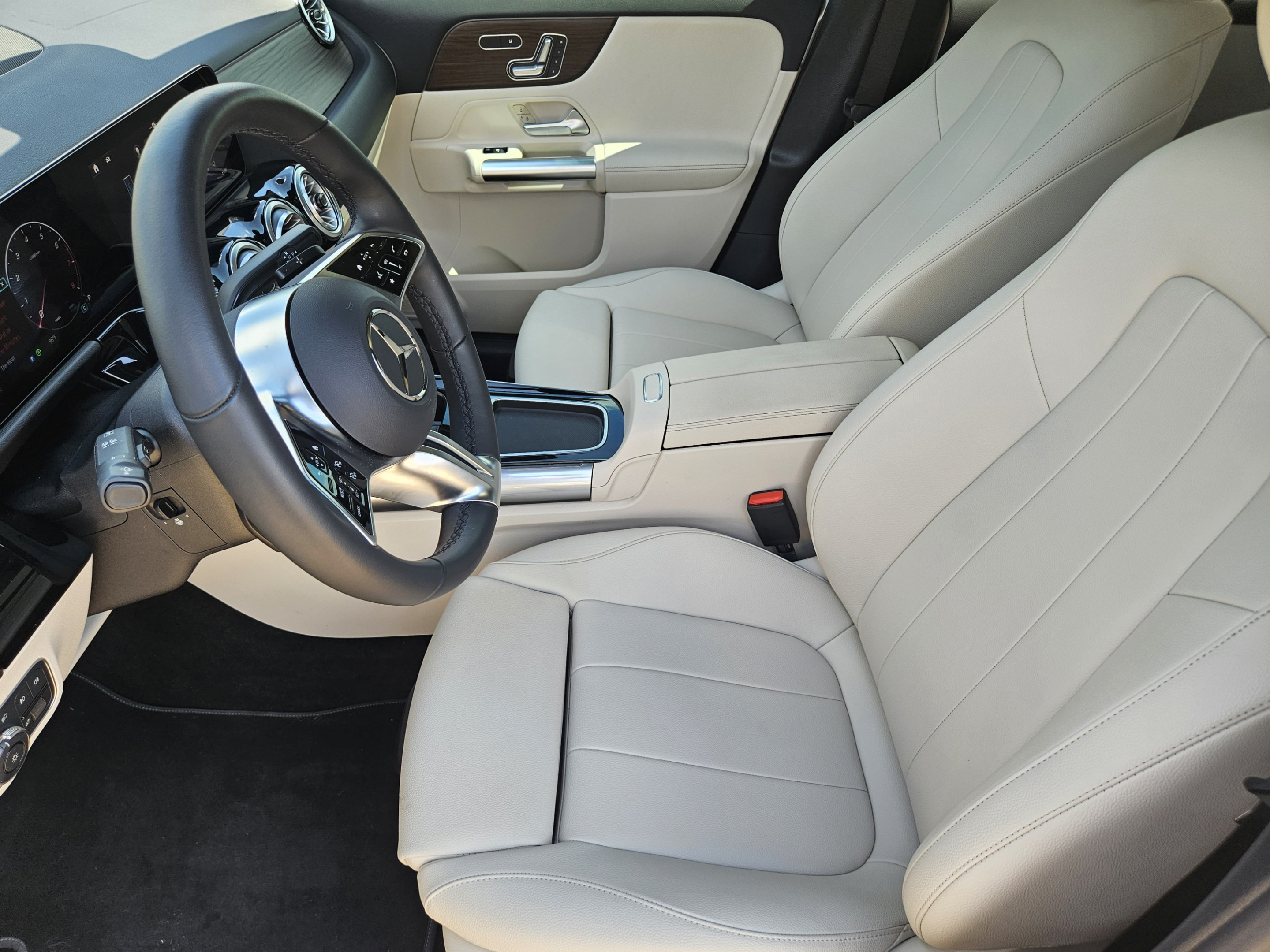 Certified 2026 Mercedes-Benz GLA 250 image 5