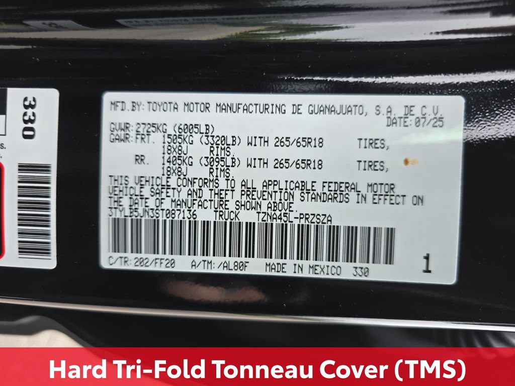 Certified 2025 Toyota Tacoma SR5 AWD/4WD image 40