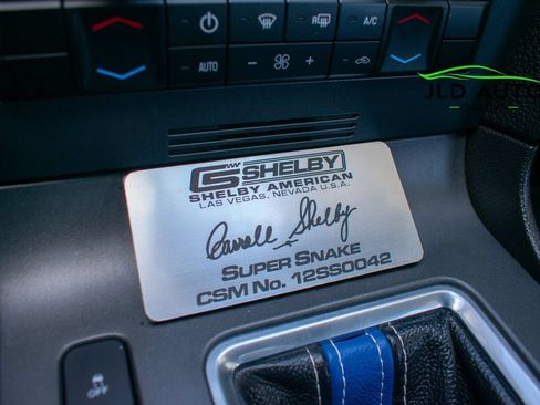 Used 2012 Ford Mustang Shelby GT500 w/ Electronics Pkg RWD image 24