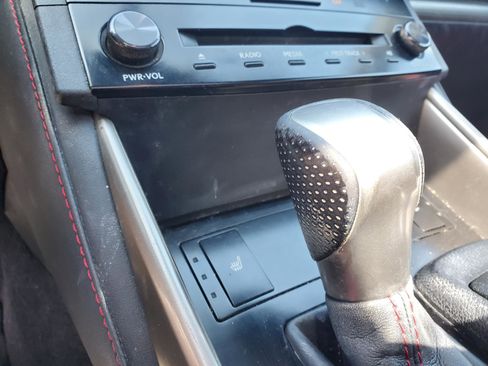 Used 2014 Lexus IS 250 4dr Sport Sdn Auto RWD w/ F-Sport Package image 26