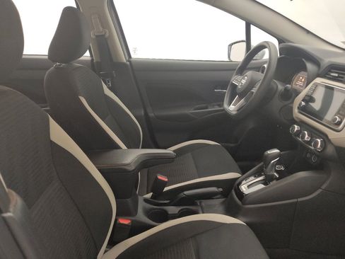 Used 2021 Nissan Versa SV image 21