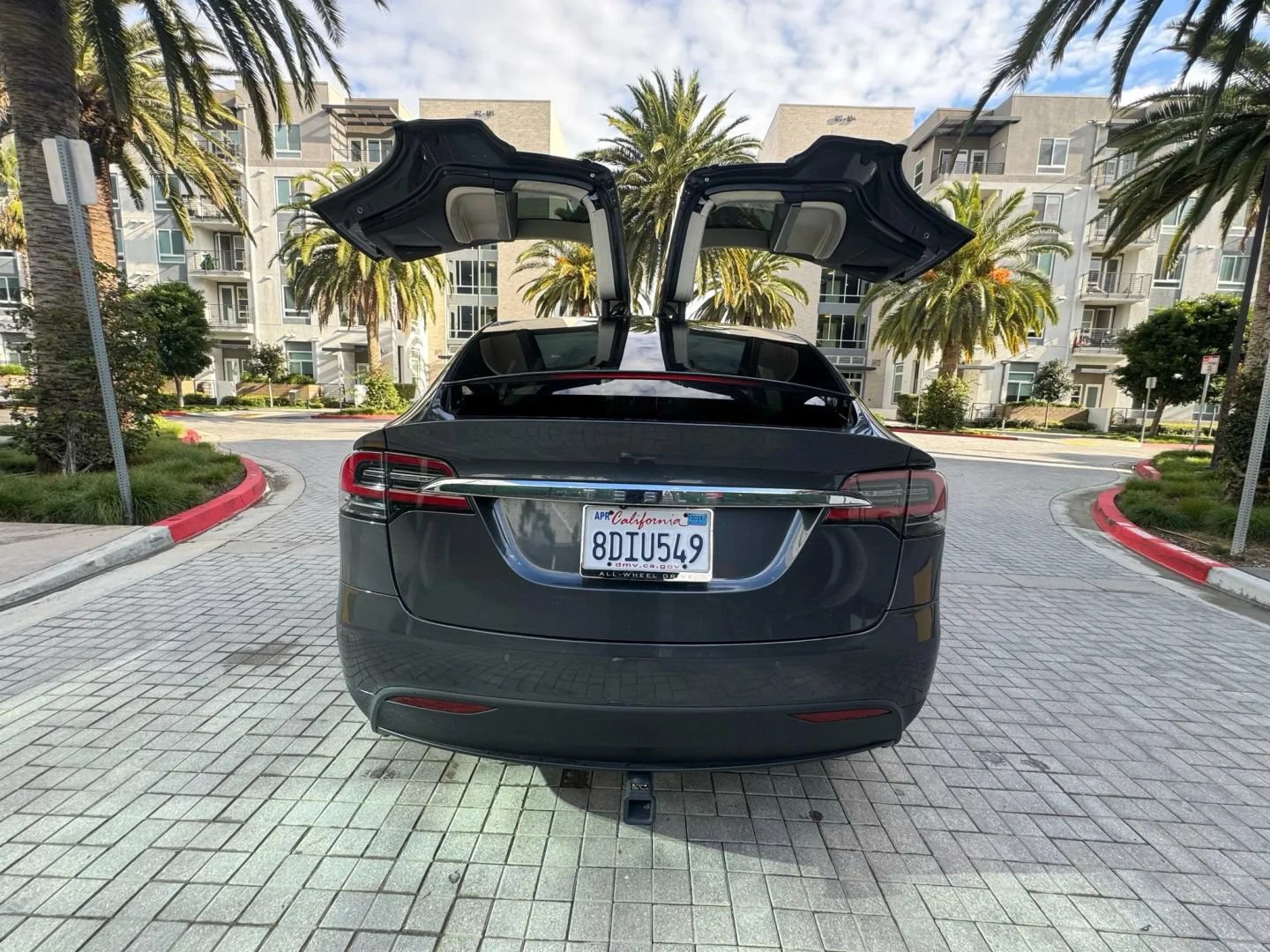 Used 2020 Tesla Model X Long Range AWD/4WD image 7