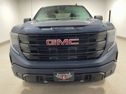 Used 2023 GMC Sierra 1500 Pro w/ Graphite Edition image 2