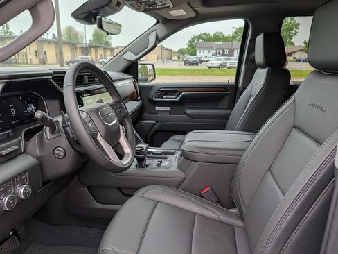 New 2026 GMC Sierra 1500 Denali w/ Denali Reserve Package AWD/4WD image 40