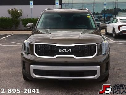 Certified 2025 Kia Telluride EX