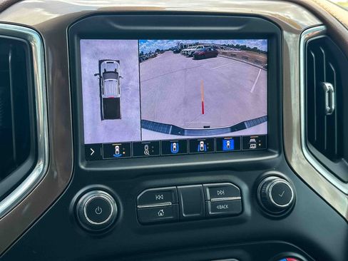 Used 2020 Chevrolet Silverado 2500 High Country w/ Z71 Off-Road Package AWD/4WD image 33