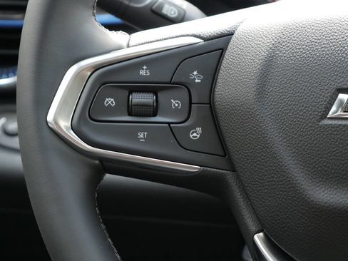 New 2026 Chevrolet Trax LT w/ Sunroof Package FWD image 15