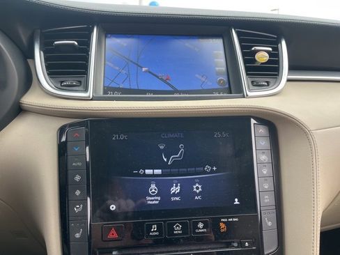Used 2019 INFINITI QX50 Pure image 17