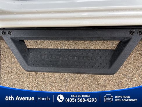 Used 2023 Nissan Frontier PRO-4X w/ Tow Package AWD/4WD image 28