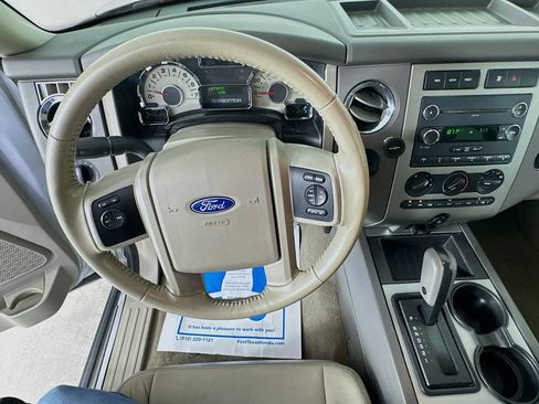 Used 2013 Ford Expedition XLT w/ HD Trailer Tow Pkg RWD image 11