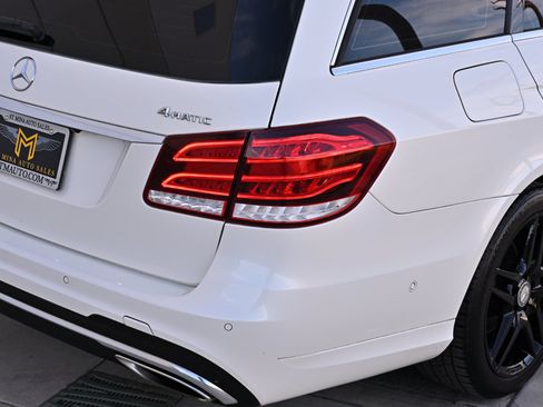 Used 2015 Mercedes-Benz E 350 4MATIC Wagon image 37