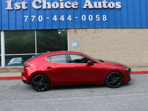 Used 2021 MAZDA MAZDA3 s image 4