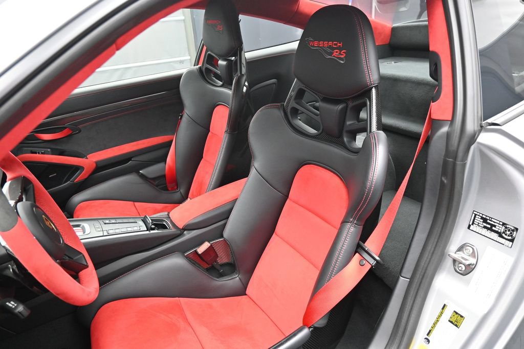 Used 2018 Porsche 911 GT2 RS RWD image 6