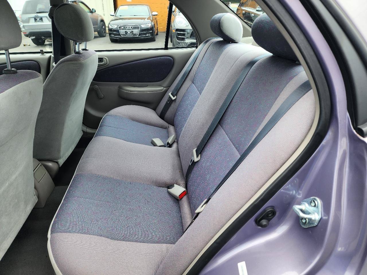 Used 1998 Toyota Corolla FWD image 18
