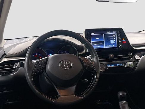 Used 2021 Toyota C-HR Limited FWD image 15