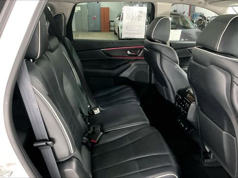 Used 2023 Acura MDX SH-AWD w/ Advance Package image 29