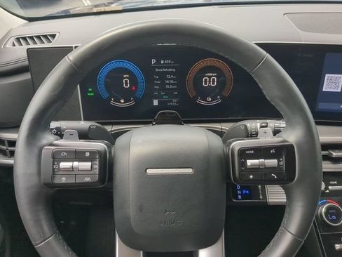 Used 2025 Hyundai Santa Fe SEL FWD image 33