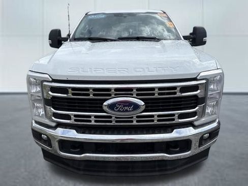 Used 2024 Ford F250 XLT AWD/4WD image 12