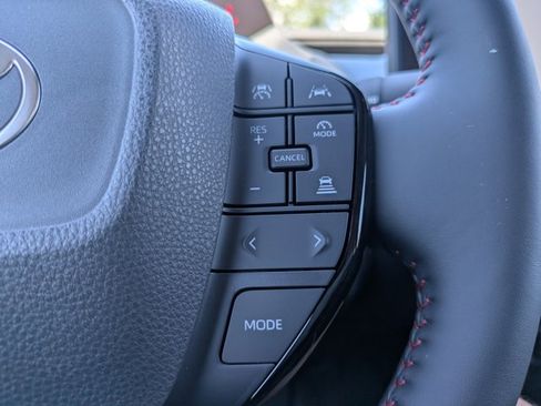 New 2025 Toyota Prius Plug-In Hybrid image 25