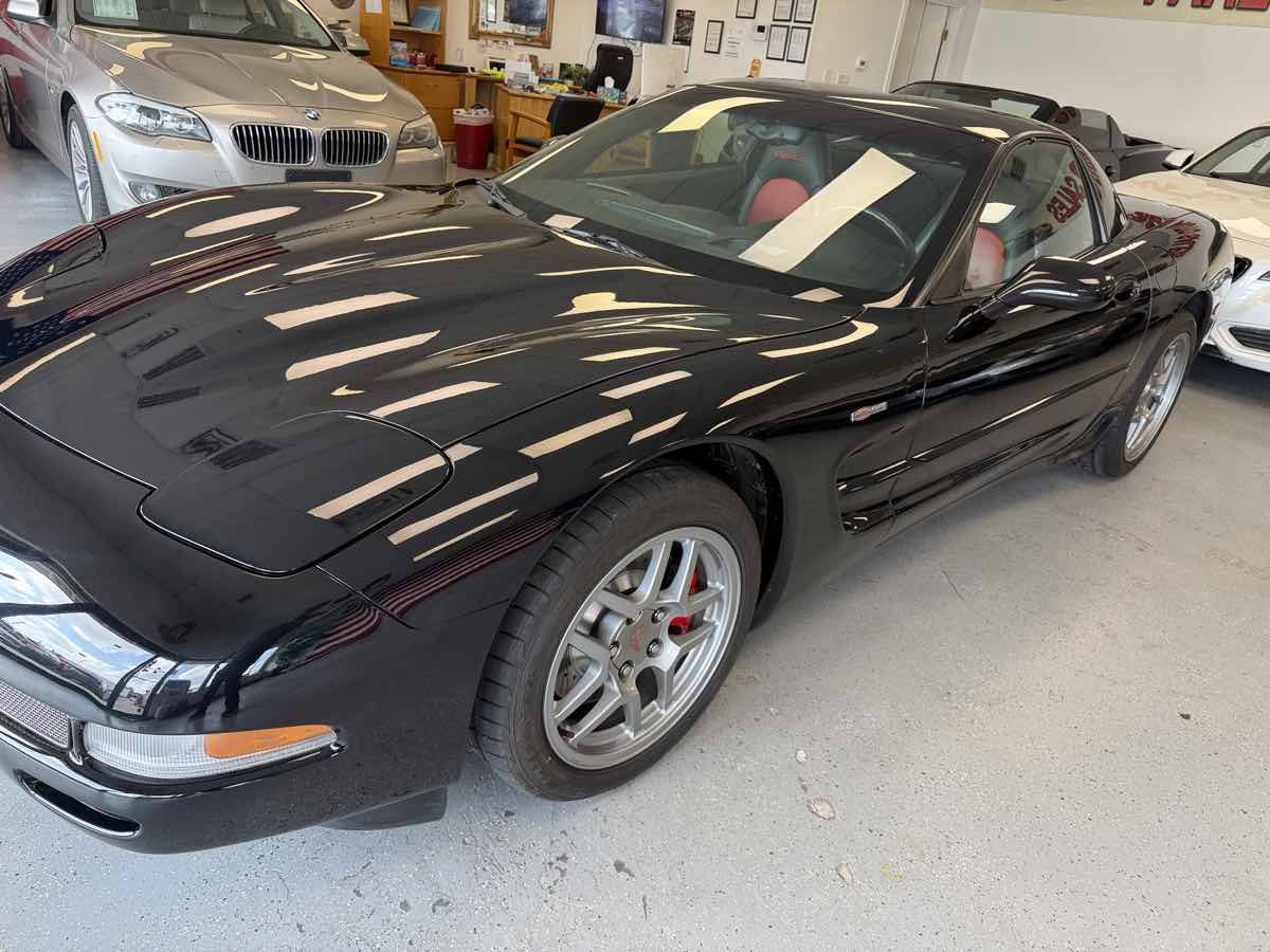 Used 2002 Chevrolet Corvette Z06 w/ Memory Pkg RWD image 4