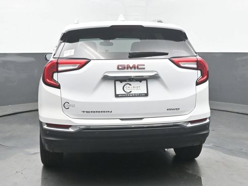 Used 2022 GMC Terrain SLT AWD/4WD image 5