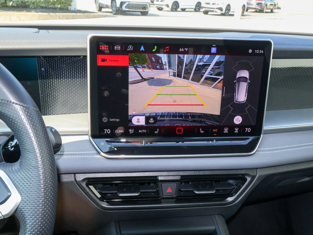 Certified 2025 Volkswagen Tiguan SE R-Line AWD/4WD image 21