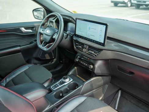 Used 2023 Ford Escape ST-Line Select w/ Tech Pack #1 AWD/4WD image 16