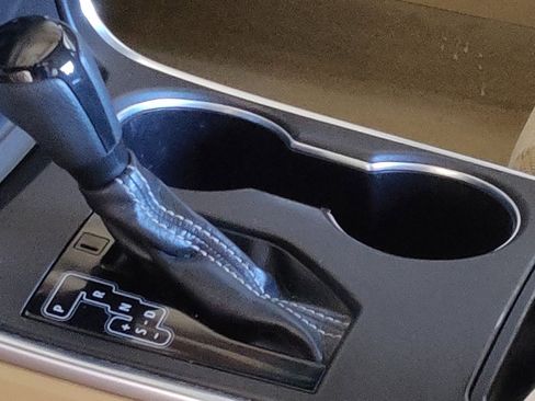 Used 2017 Toyota Camry LE image 26