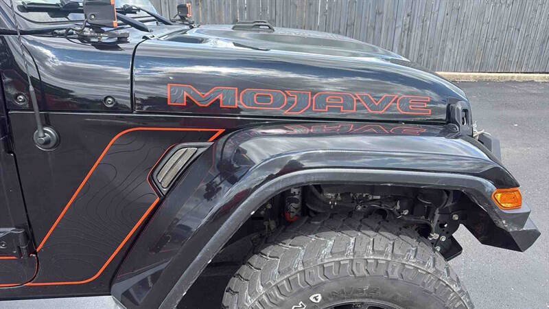 Used 2021 Jeep Gladiator Mojave AWD/4WD image 9