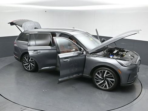 Used 2025 Lincoln Aviator Reserve w/ Equipment Group 201A image 56