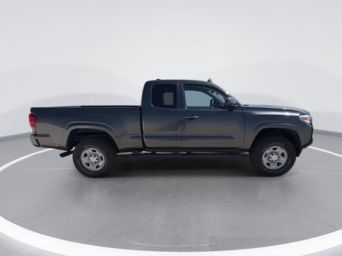 Used 2023 Toyota Tacoma SR image 3