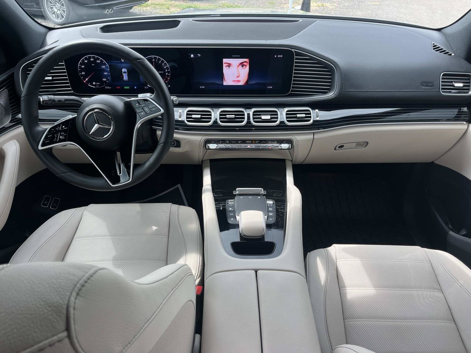 Certified 2024 Mercedes-Benz GLE 450e 4MATIC image 16