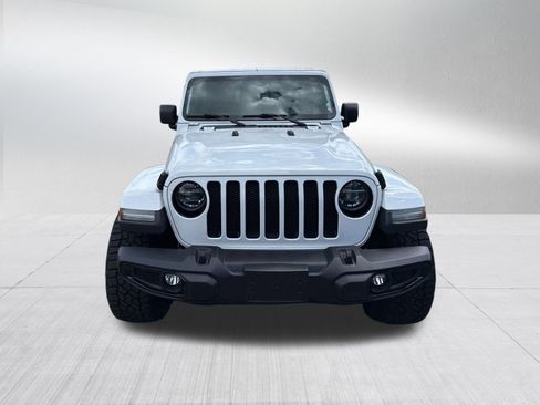 Used 2020 Jeep Wrangler Unlimited Sahara AWD/4WD image 2