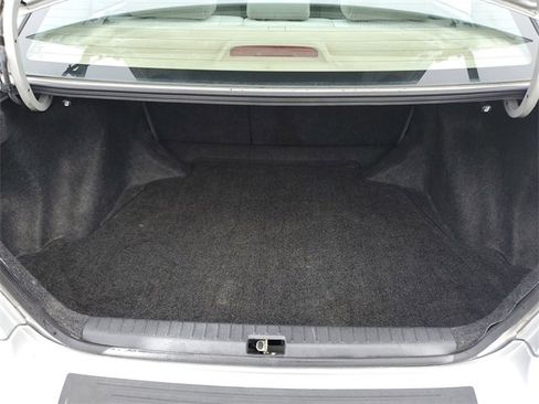 Used 2007 Toyota Corolla CE image 9