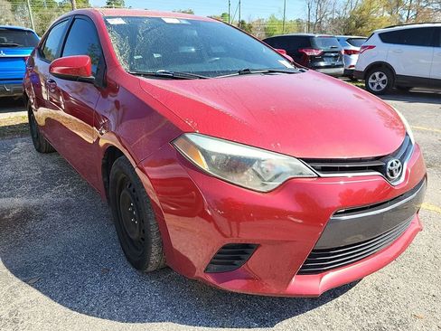 Used 2015 Toyota Corolla LE image 1