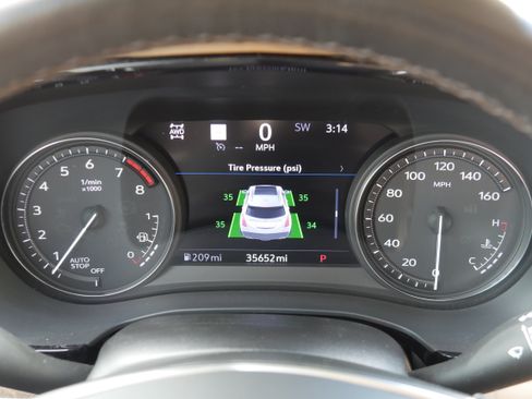 Used 2023 Cadillac XT5 Sportv w/ Platinum Package AWD/4WD image 40