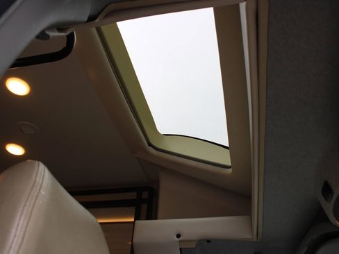 Used 2016 Mercedes-Benz Sprinter 3500 w/ Swivel Seat Package image 40