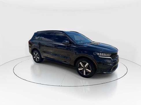 Used 2023 Kia Sorento S FWD image 2