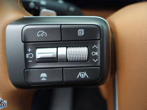 Used 2026 Hyundai Palisade Calligraphy FWD image 16