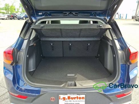 Certified 2023 Buick Encore GX Essence w/ Experience Buick Package FWD image 28
