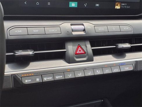 New 2025 Kia K4 LXS image 10