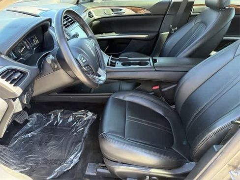 Used 2016 Lincoln MKZ Hybrid image 4