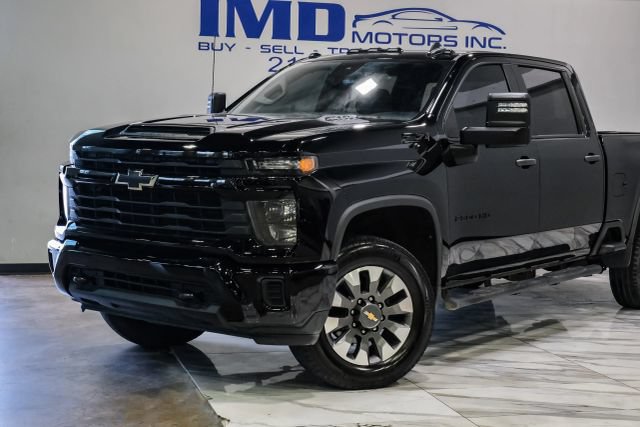 Used 2024 Chevrolet Silverado 2500 Custom w/ Custom Convenience Package AWD/4WD image 6