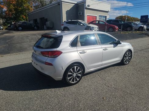 Used 2018 Hyundai Elantra GT w/ Style Package 02 image 7